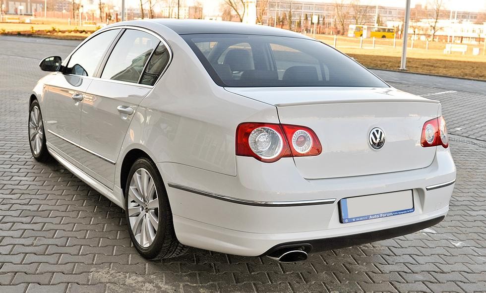 Спойлер багажника VW Passat B6 3C тонкий у стилі R-line