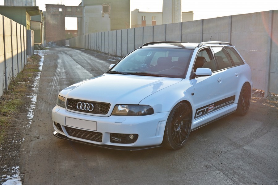 Тюнінговий дифузор переднього бампера Audi RS4 B5
