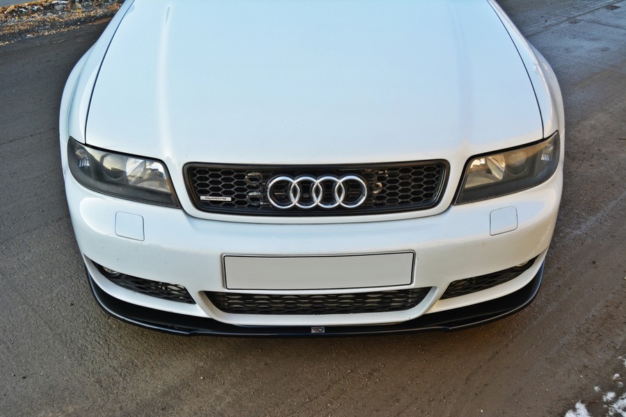 Тюнінговий дифузор переднього бампера Audi RS4 B5