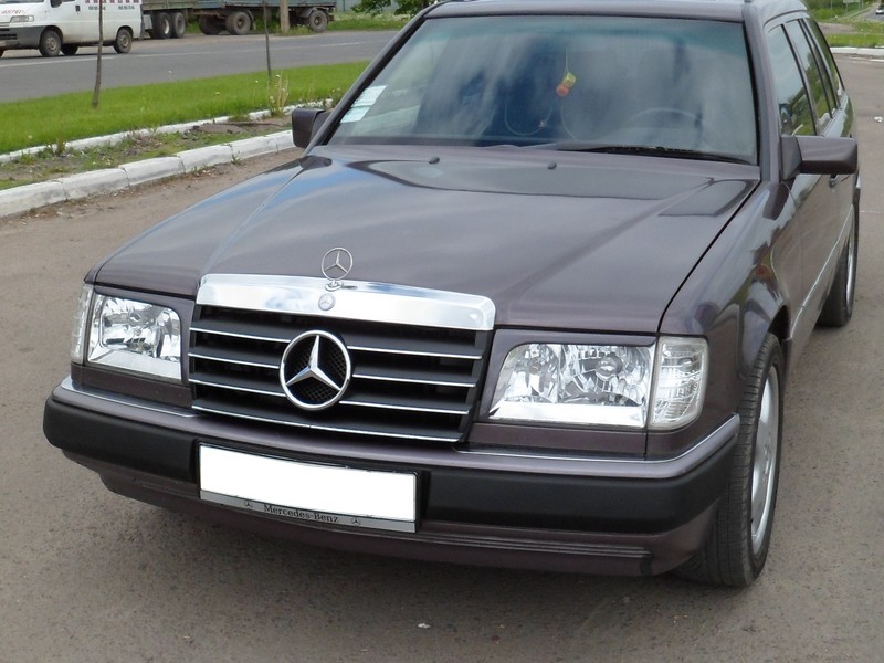 Накладки на фари (реснічки) Mercedes W124