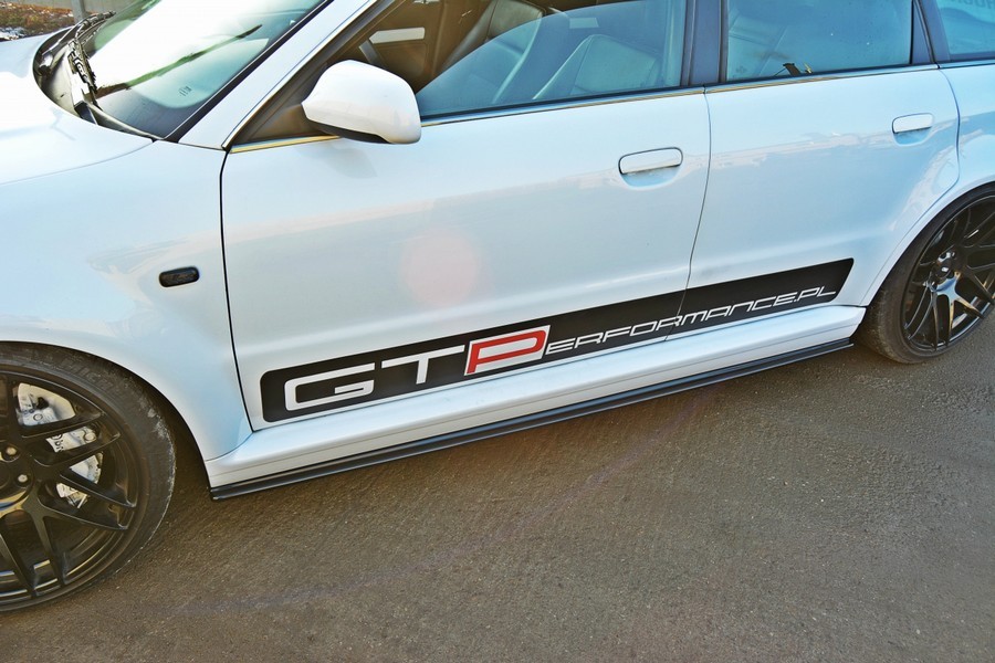Тюнінгові накладки під пороги Audi RS4 B5