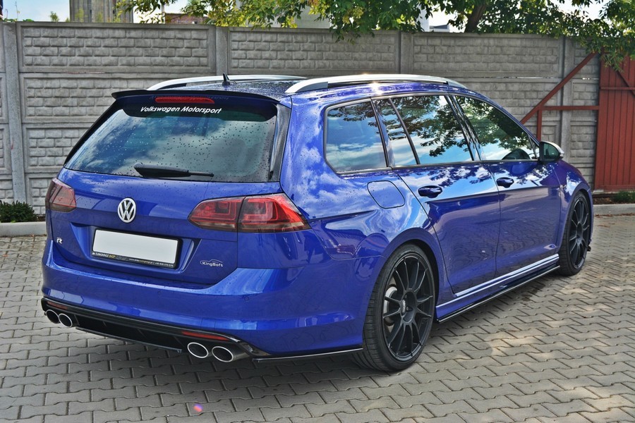 Задня центральна накладка на бампер Volkswagen Golf 7 R універсал