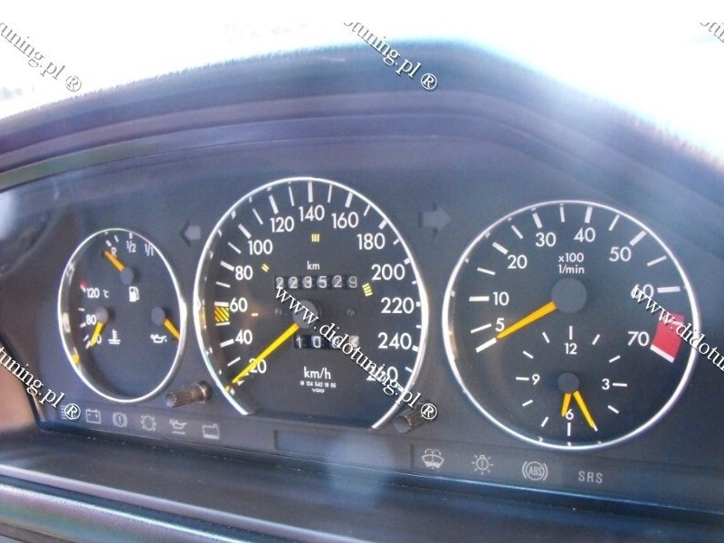 Хром кільця в щиток приладів Mercedes W124/W126