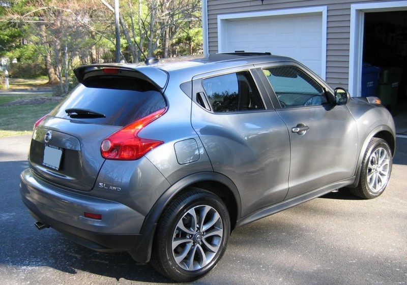 Спойлер кришки багажника Nissan Juke I