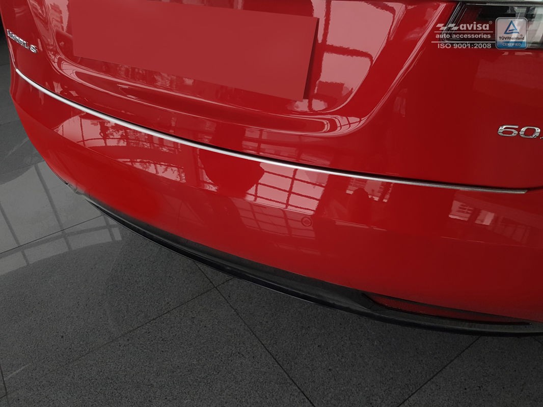 Захисна накладка на бампер із загином Tesla Model S Liftback (сталь+carbon)