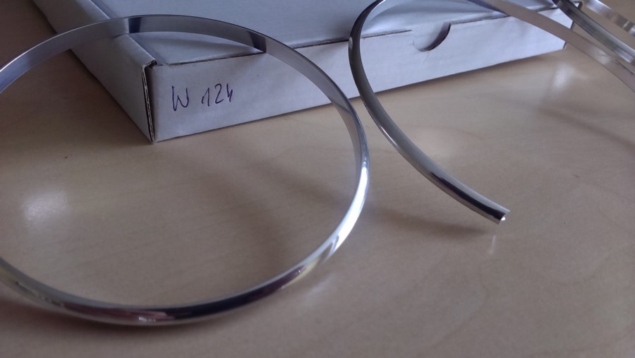 Хром кільця в щиток приладів Mercedes W124/W126