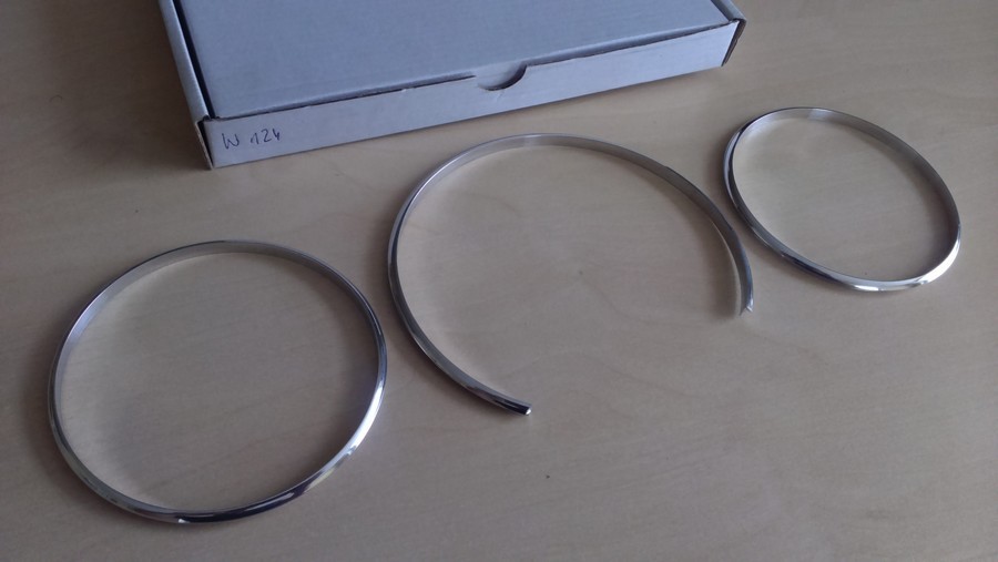 Хром кільця в щиток приладів Mercedes W124/W126