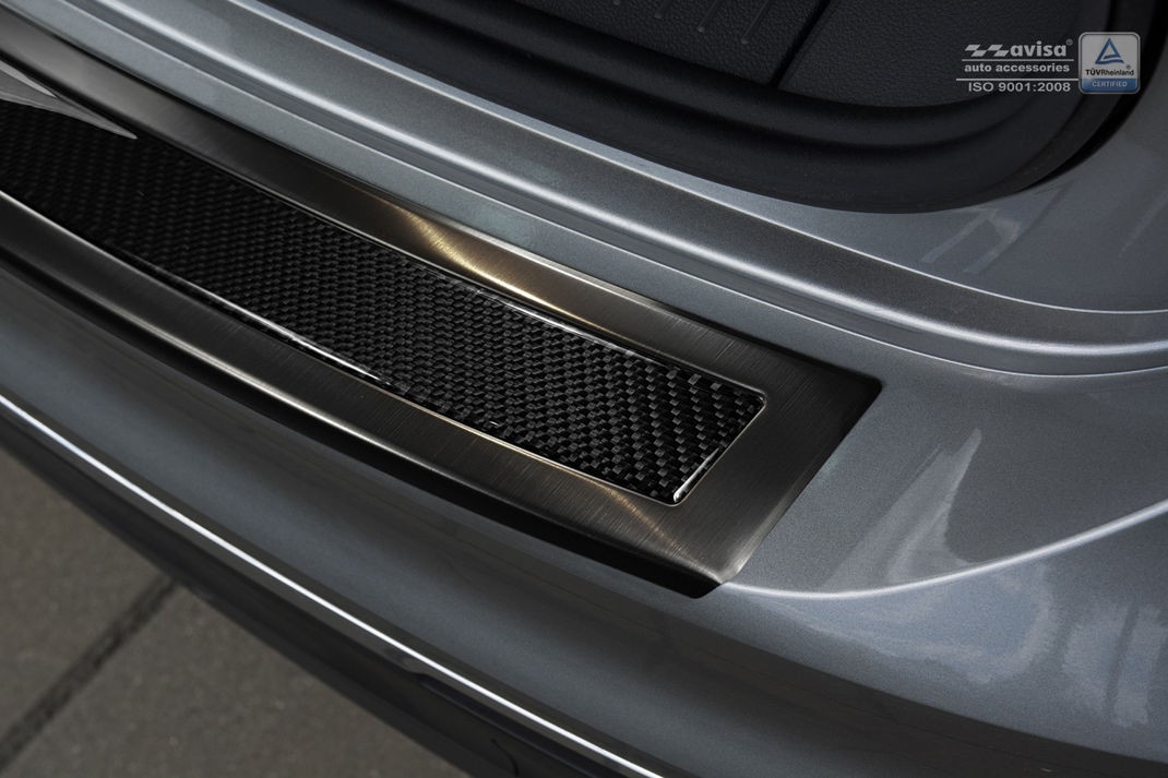 Накладка на бампер Volkswagen Tiguan II (чорна сталь+carbon)