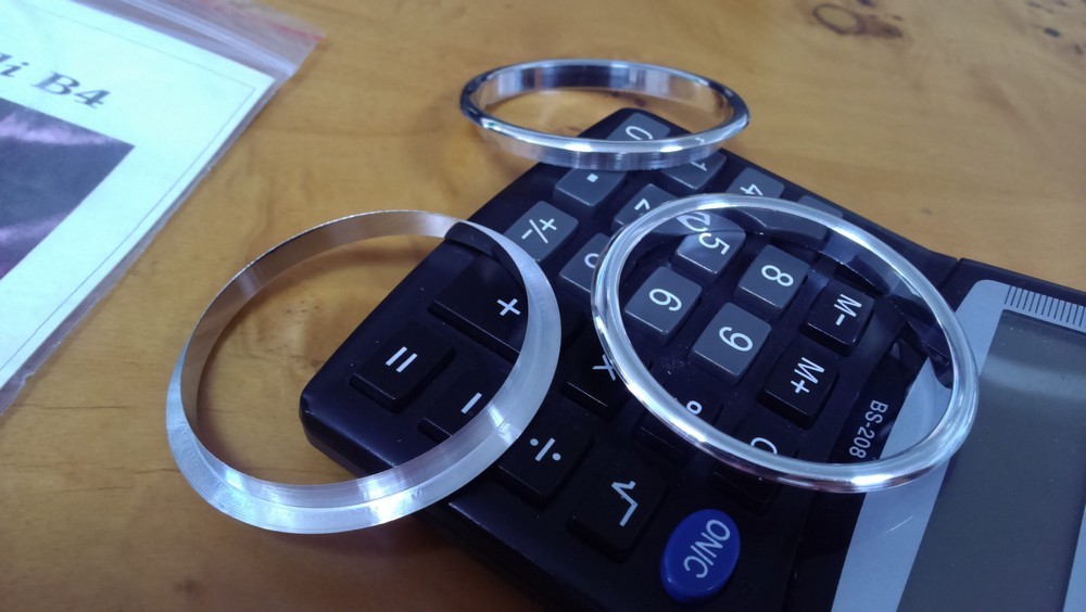 Кільця на додаткові прилади Audi 80 B4