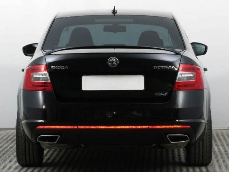 Спойлер на кришку багажника Skoda Octavia III у стилі RS