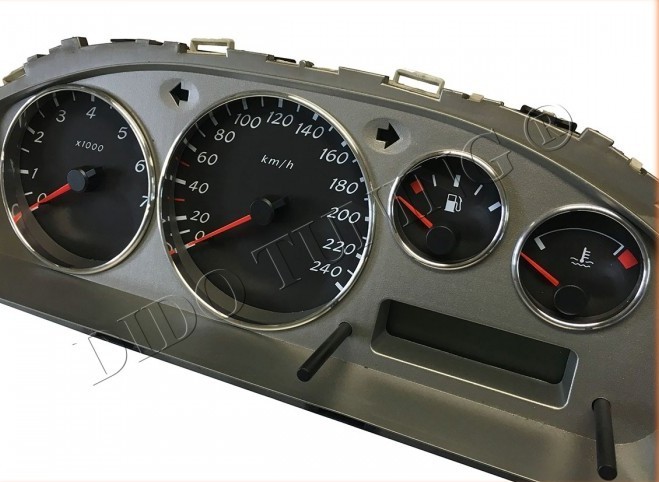 Кольца в щиток приборов Nissan Primera P11 рестайл.