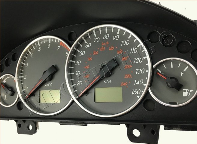 Хромовані кільця у щиток приладів Ford Cougar