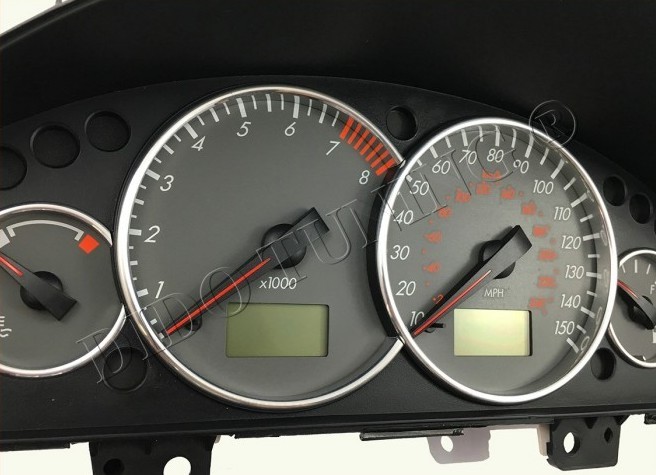 Хромовані кільця у щиток приладів Ford Cougar