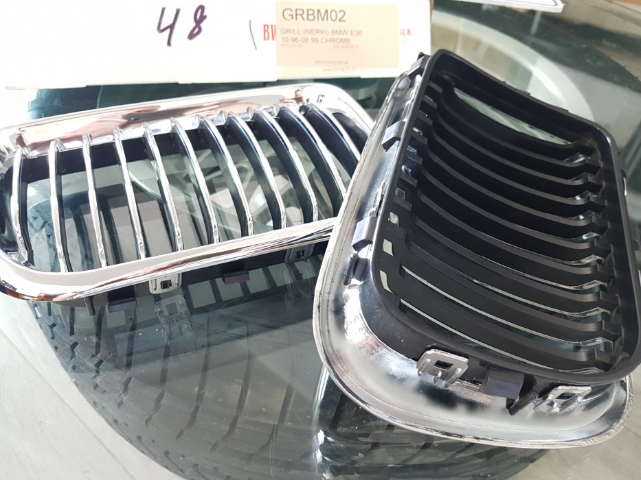Решітка радіатора BMW E36 хром