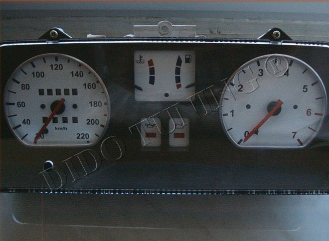 Хромовані кільця в щиток приладів Opel Kadet E