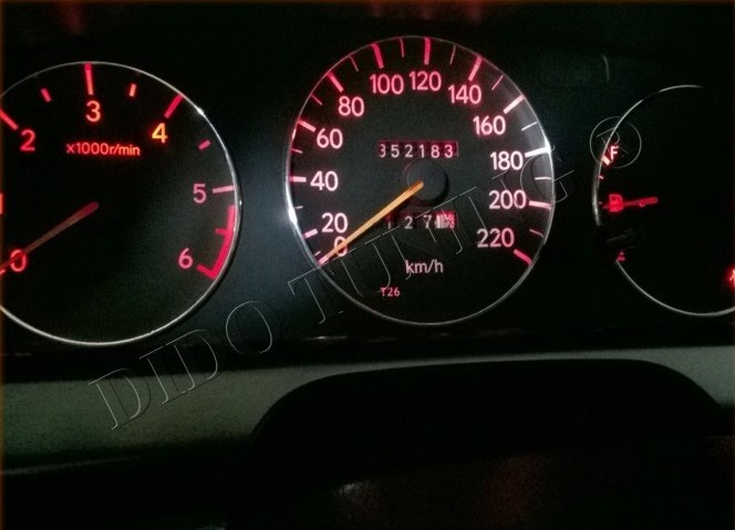 Кільця на прилади Toyota Carina E