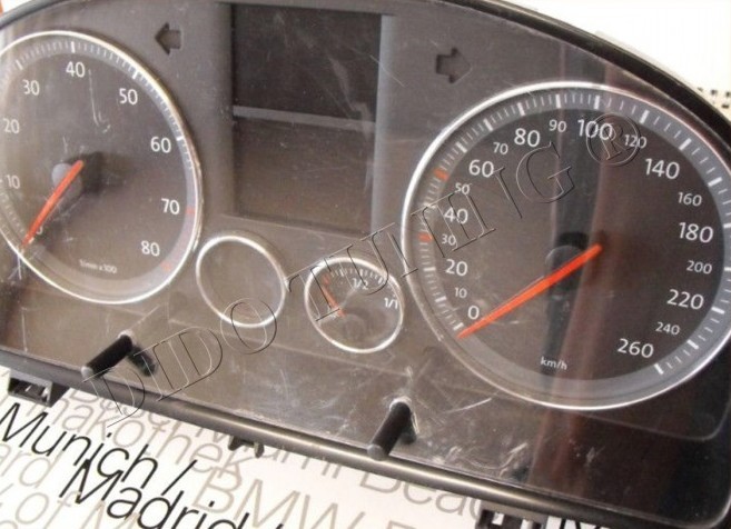 Кільця в щиток приладів VW Caddy II