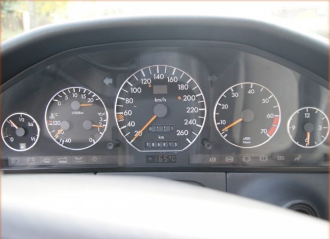 Кільця в щиток приладів Mercedes W140