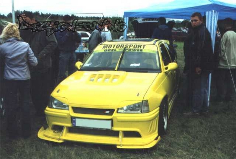 Bad look накладка на передні фари Opel Kadet E