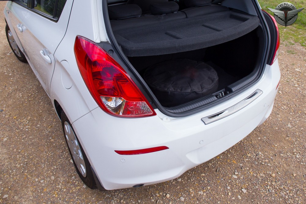захисна накладка заднього бампера Hyundai i20