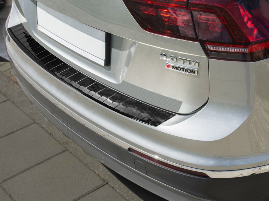 Захисна накладка заднього бампера VW Tiguan 2 / Tiguan 2 Allspace (Carbon)