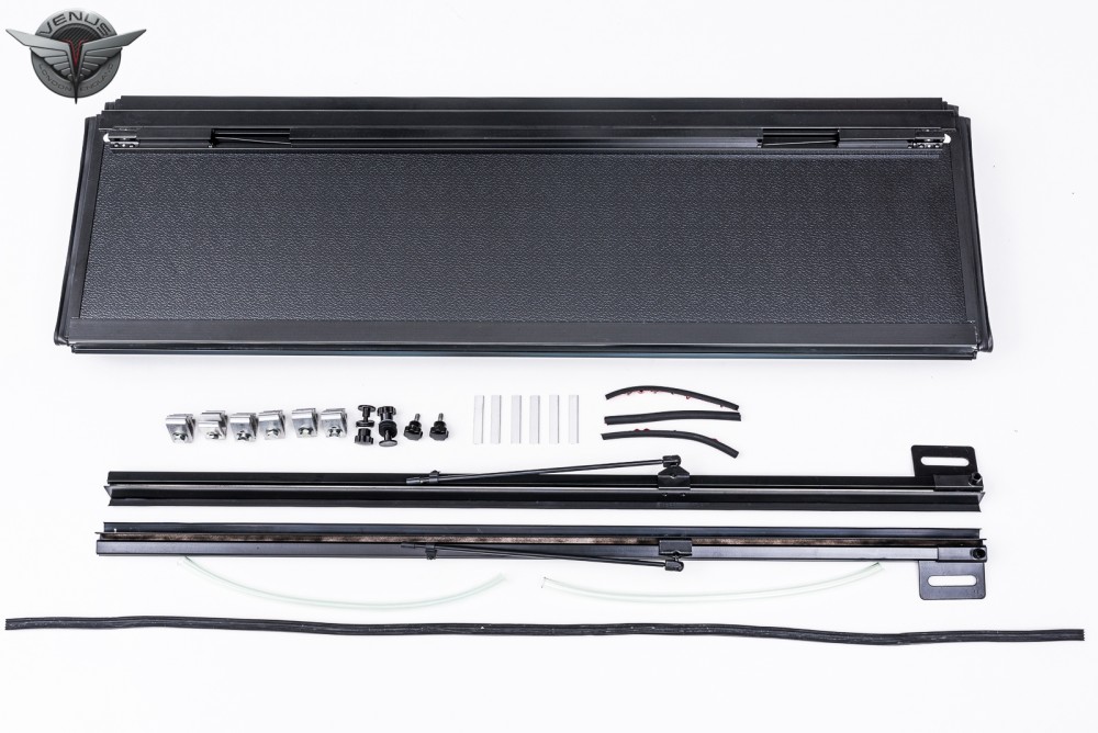 Жорстка кришка кузова пікапа ISUZU D-MAX чорна (з 4 частин)