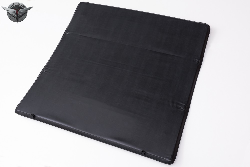 Жорстка кришка кузова пікапа ISUZU D-MAX чорна (з 3 частин)