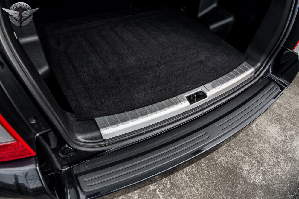 захисна накладка порогу багажника Land Rover Freelander II