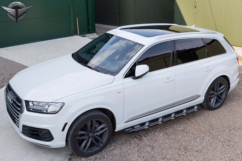 пороги (підніжки бічні) Audi Q7 4M