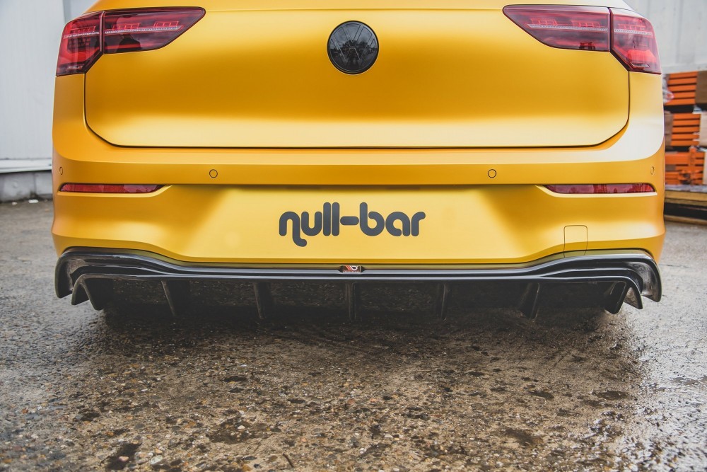 Накладка заднього бампера з ребрами VW Golf 8