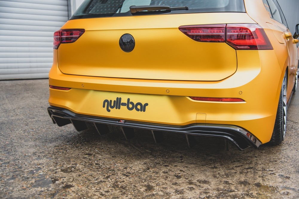 Накладка заднього бампера з ребрами VW Golf 8