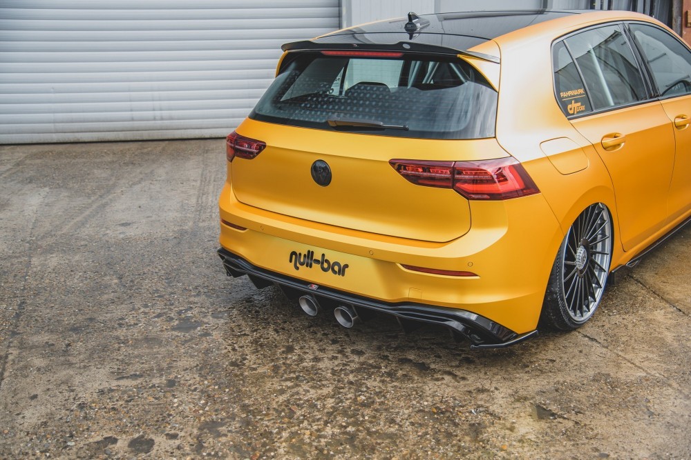 Тюнінг накладка на задній бампер VW Golf 8 у стилі R32