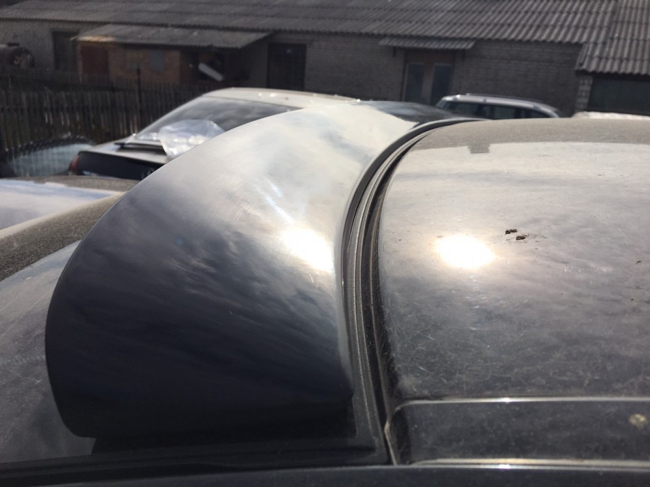 Спойлер бленди на заднє скло Mercedes W211