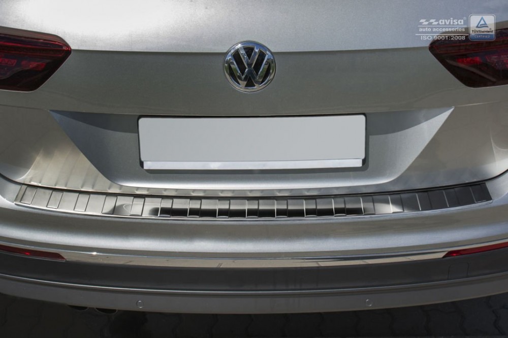 Накладка на задній бампер VW Tiguan II / Tiguan Allspace (полірована)