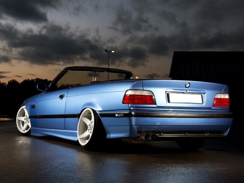 Бампер задній BMW 3 E36 стиль М3