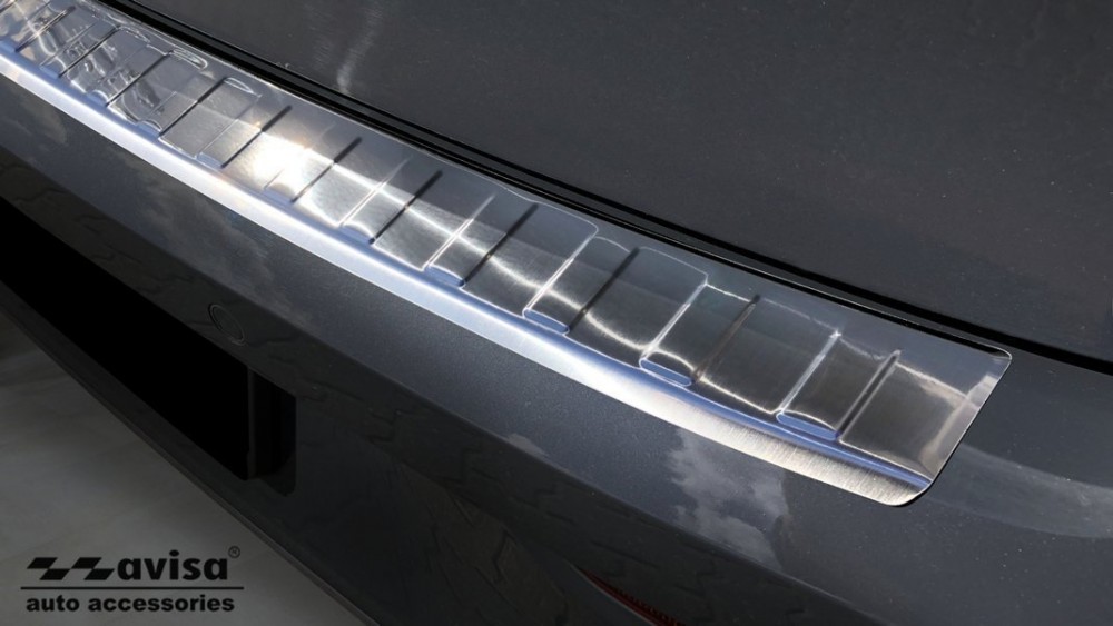 Захисна накладка на борт заднього бампера VW Golf VIII