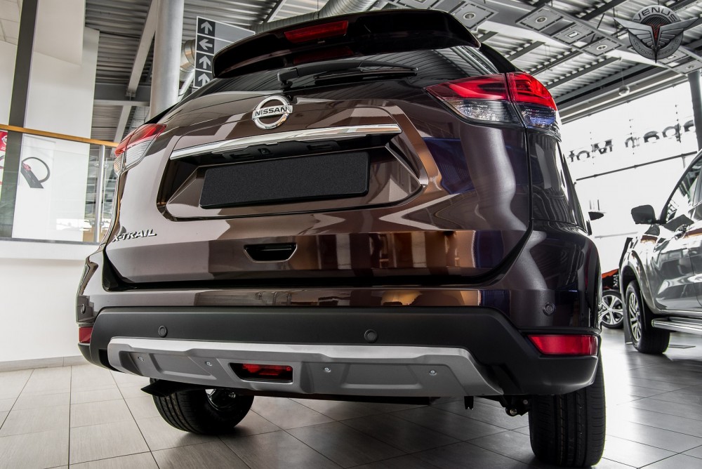накладки на передній та задній бампер Nissan X-Trail T32 рестайл