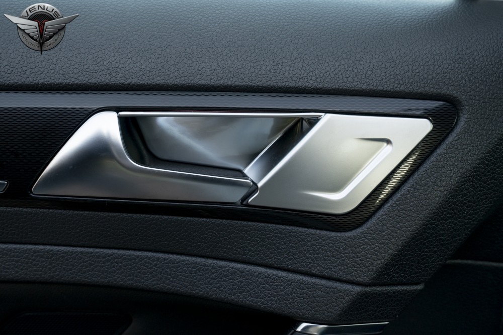 накладки на внутрішні ручки Volkswagen Golf VII