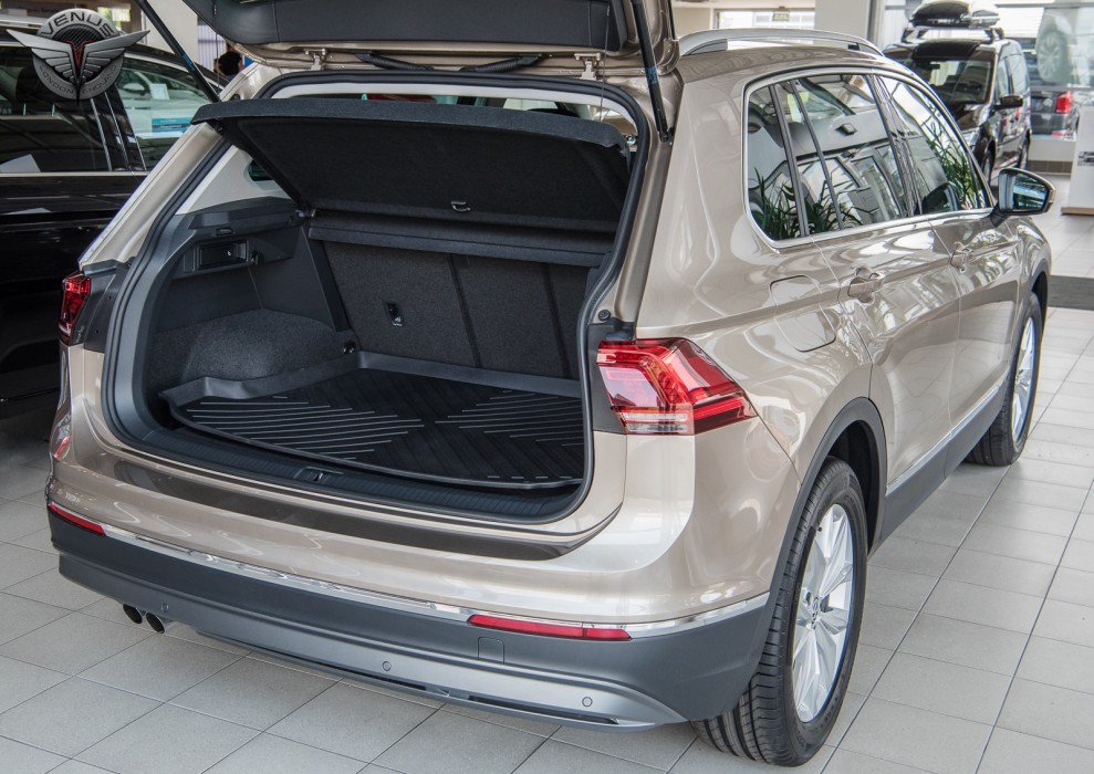 Килимки в багажник VOLKSWAGEN TIGUAN 2016-... тип 2