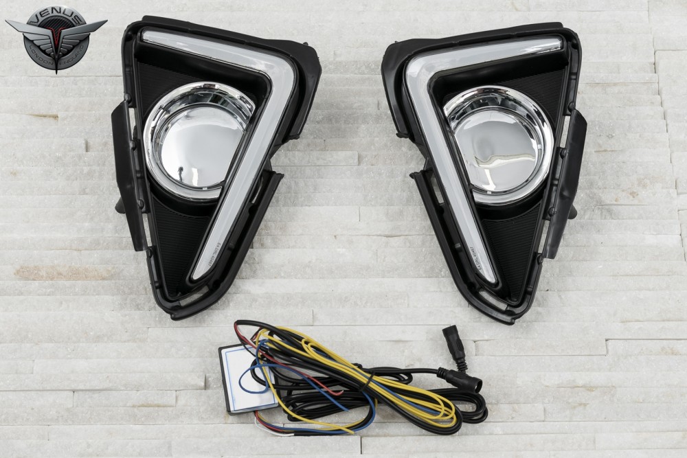 Денні ходові вогні (DRL) TTOYOTA RAV4 2016-2019 із покажчиком повороту