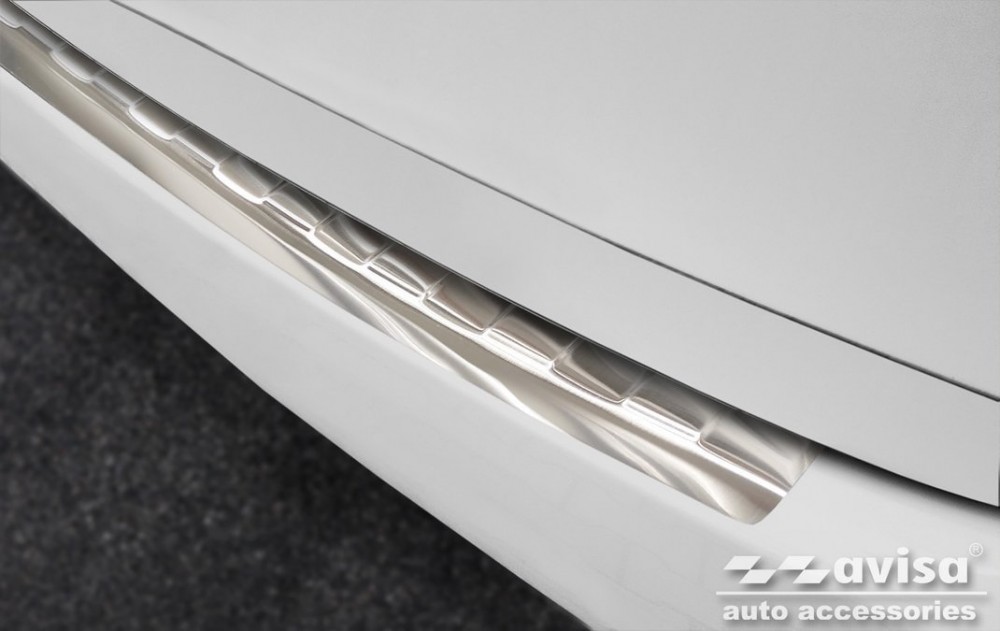 Захисна накладка на задній бампер Porsche Cayenne