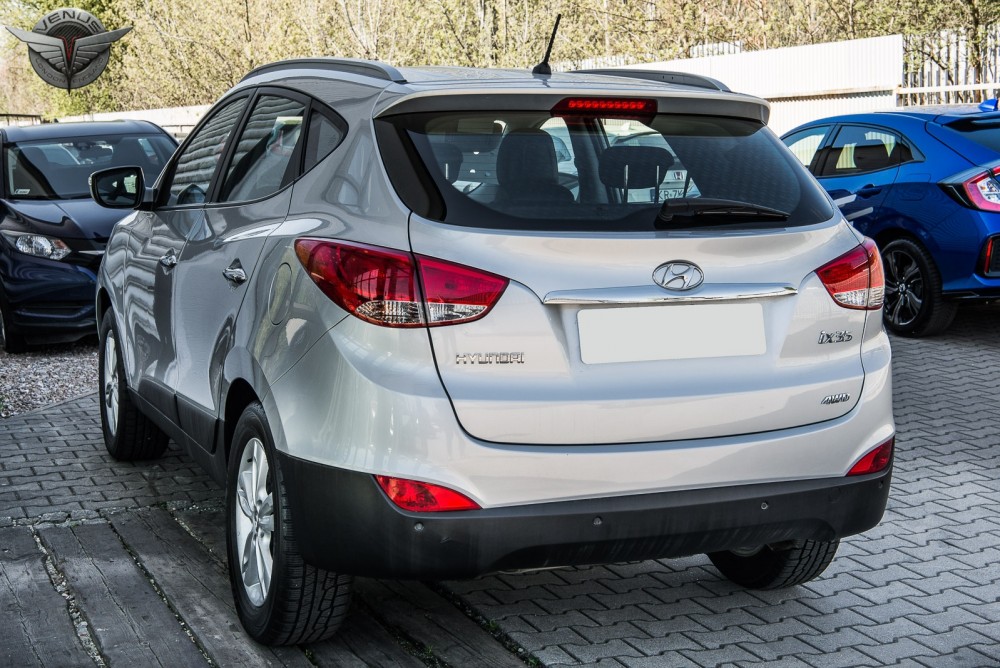 хром накладка на кришку багажника Hyundai ix35