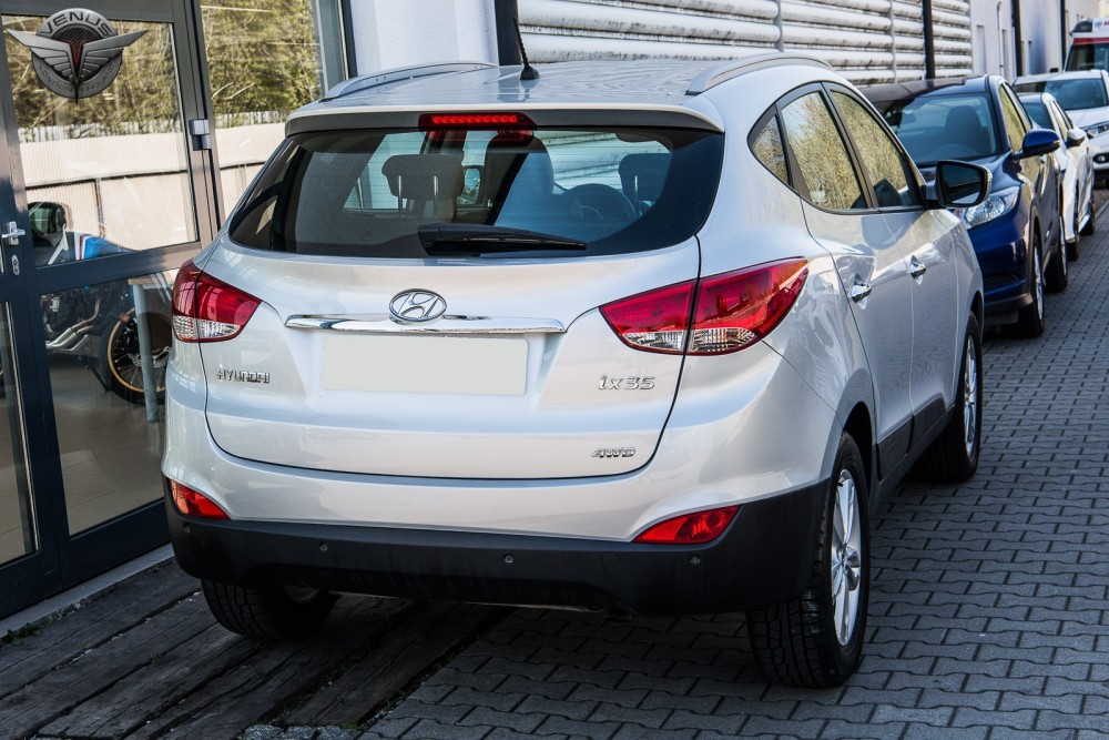 хром накладка на кришку багажника Hyundai ix35