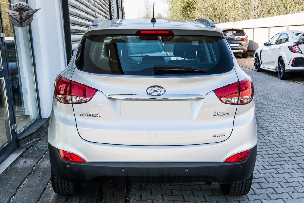 хром накладка на кришку багажника Hyundai ix35