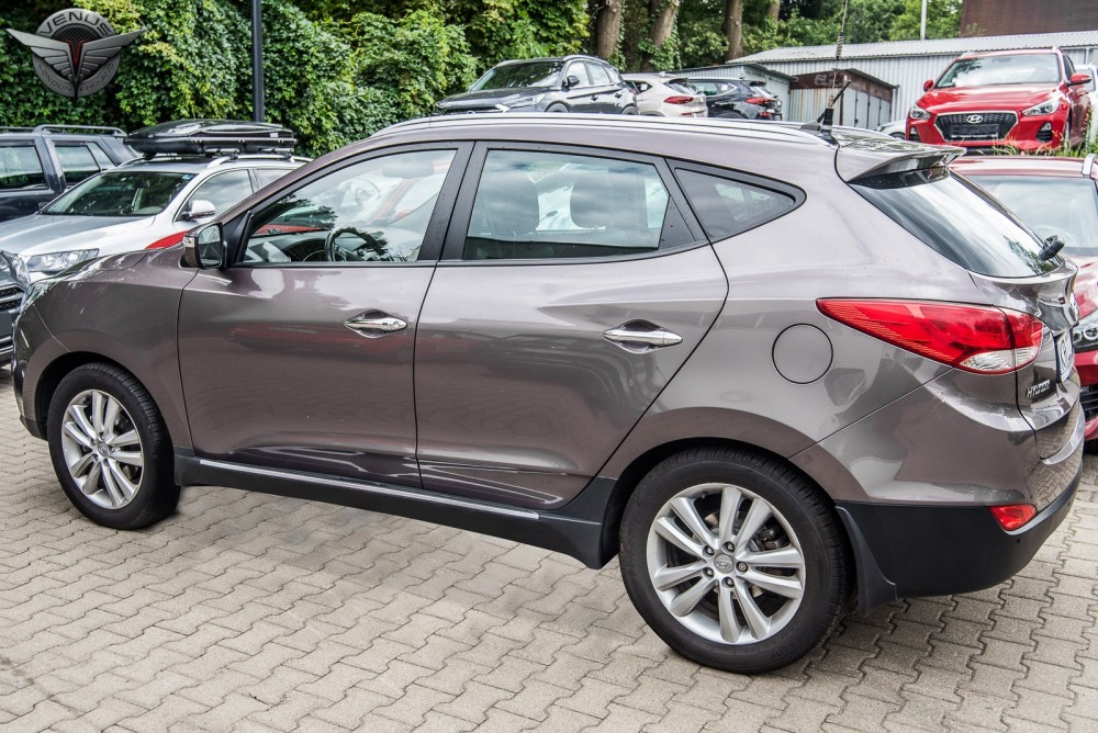 пороги (підніжки бічні) Hyundai ix35