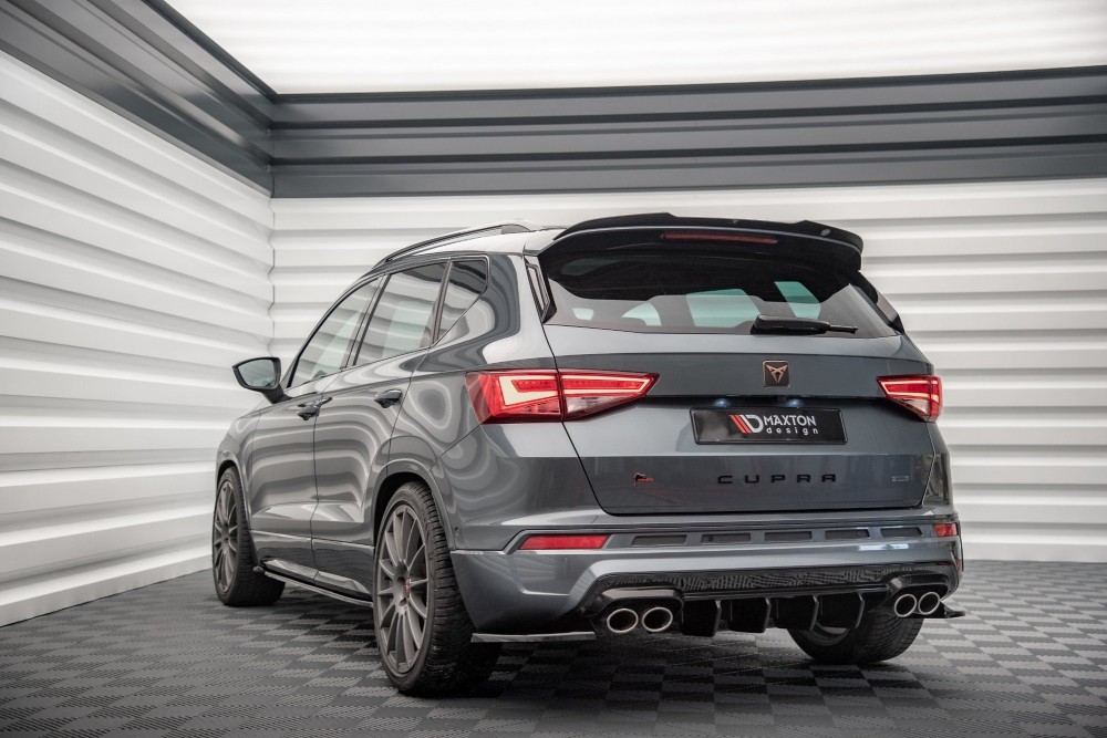 Центральна накладка заднього бампера Cupra Ateca