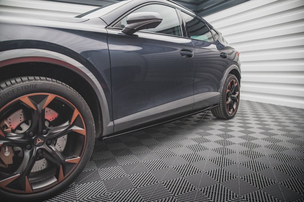 Накладки під бічні пороги Cupra Formentor MK1 вар. 1