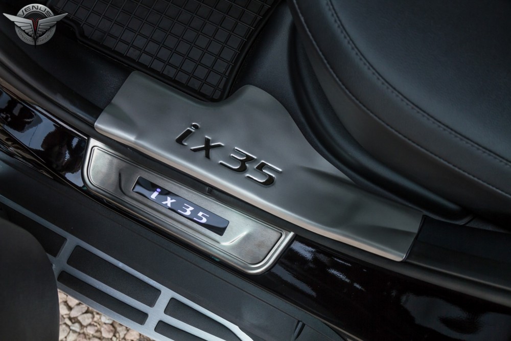 накладки на пороги з нержавіючої сталі Hyundai IX35