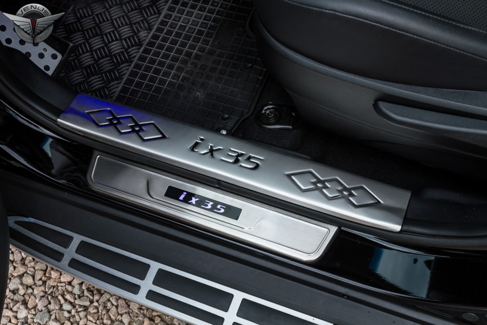 накладки на пороги з нержавіючої сталі Hyundai IX35