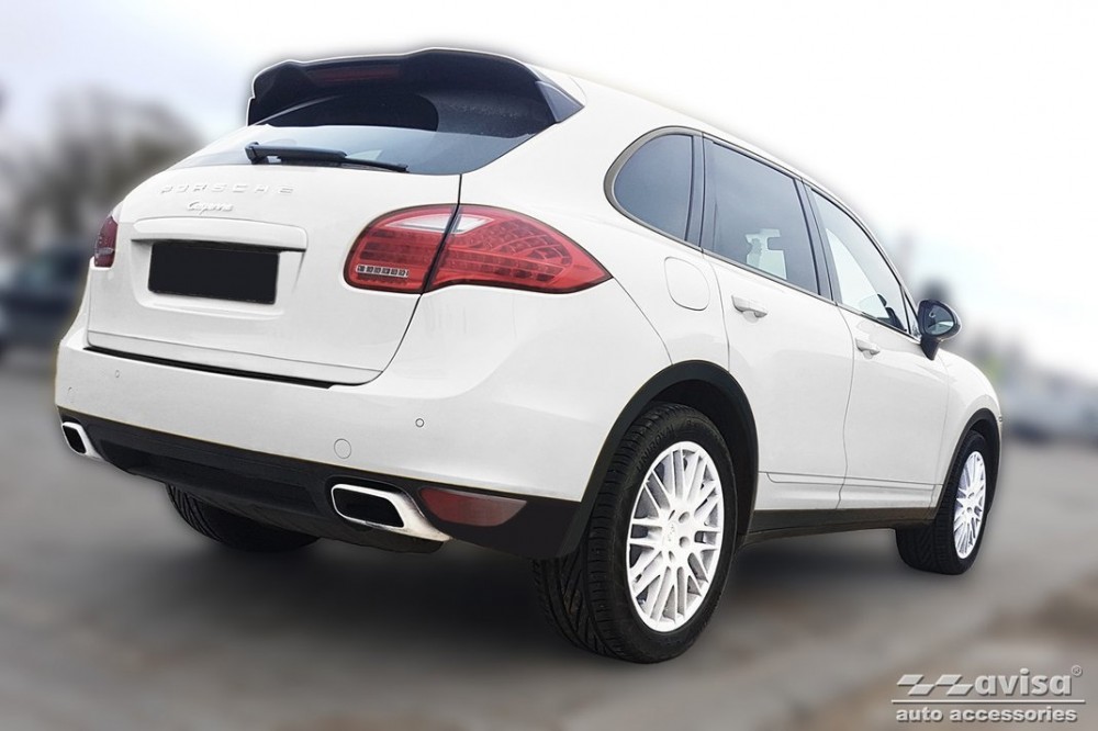 захисна накладка на задній бампер Porsche Cayenne 2, карбон